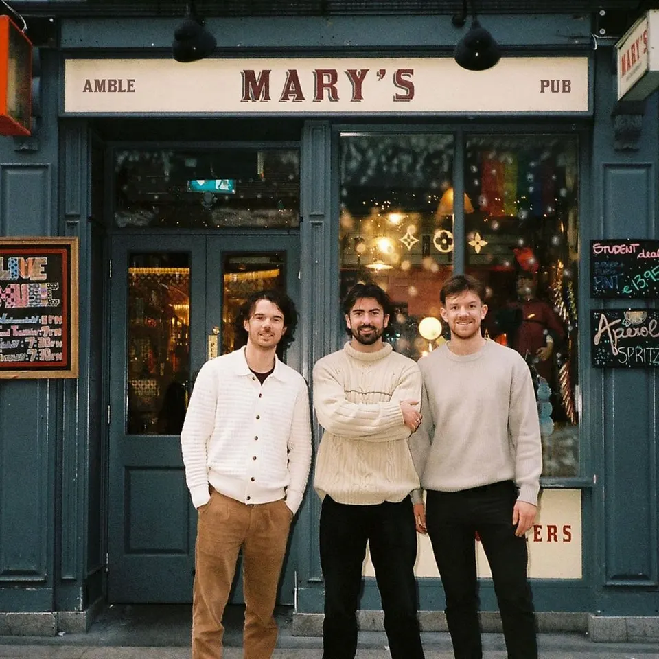 Mary's Pub cover